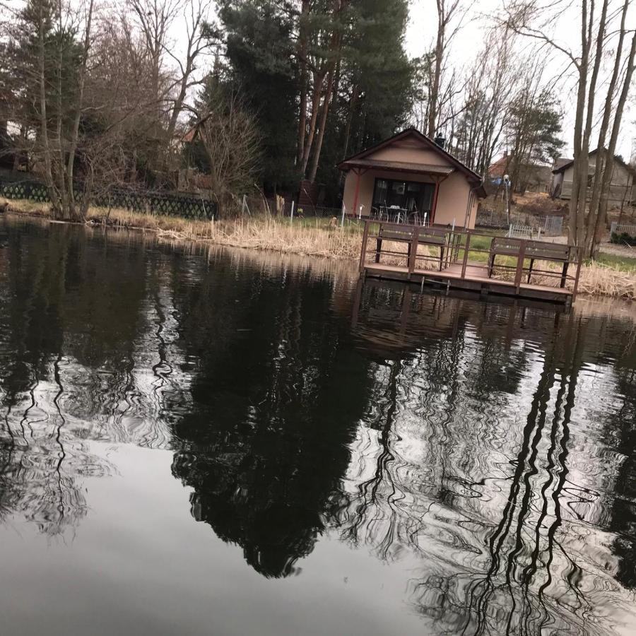 Urokliwy Domek Nad Brzegiem Jeziora Lubiatów Eksteriør billede